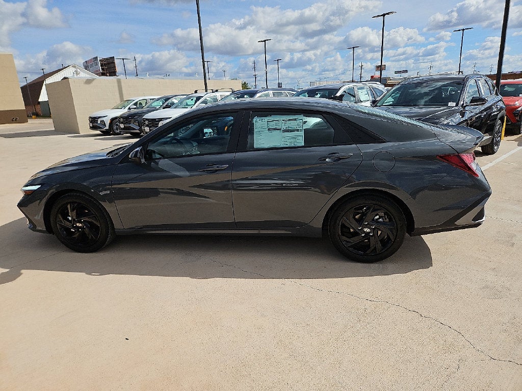 2026 Hyundai ELANTRA SEL Sport Plus