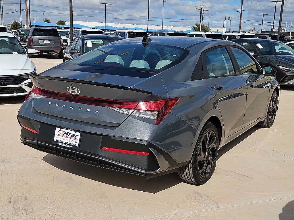 2026 Hyundai ELANTRA SEL Sport Plus