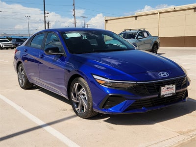 2025 Hyundai ELANTRA SEL Sport