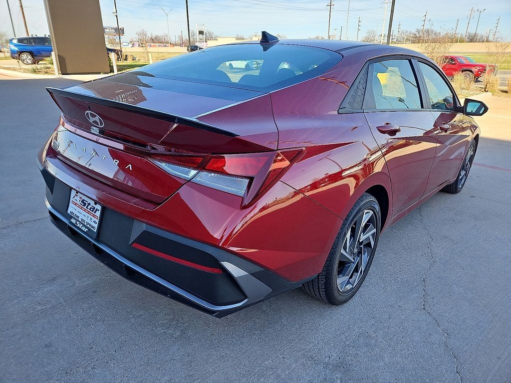 2025 Hyundai ELANTRA SEL Sport