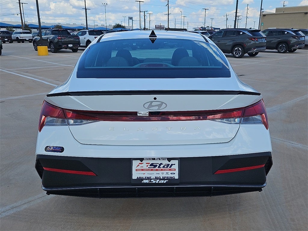 2025 Hyundai ELANTRA SEL Sport