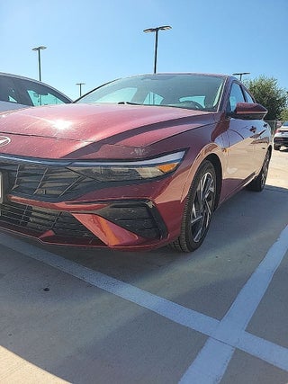 2024 Hyundai ELANTRA Limited