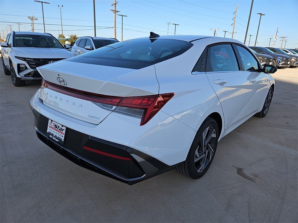 2025 Hyundai ELANTRA Limited