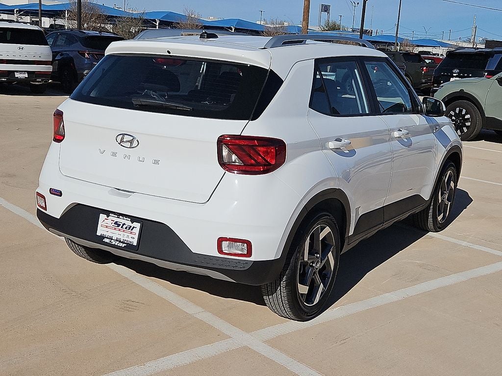 2026 Hyundai VENUE SEL