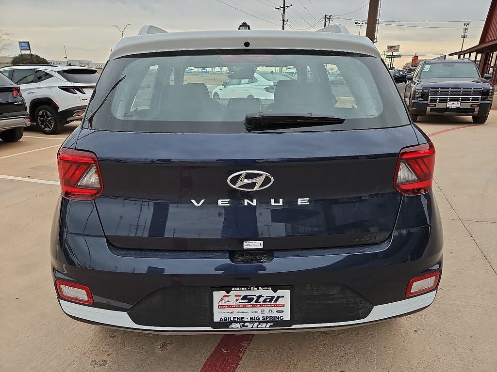 2026 Hyundai VENUE SEL W/Two-Tone Roof