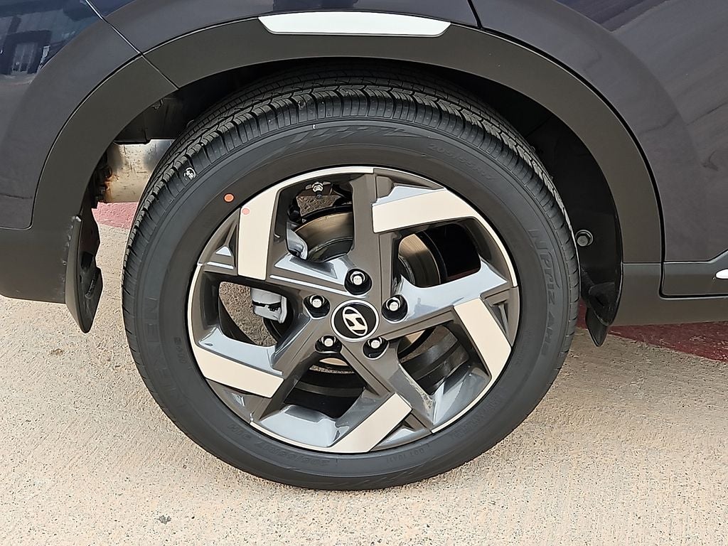 2026 Hyundai VENUE SEL W/Two-Tone Roof