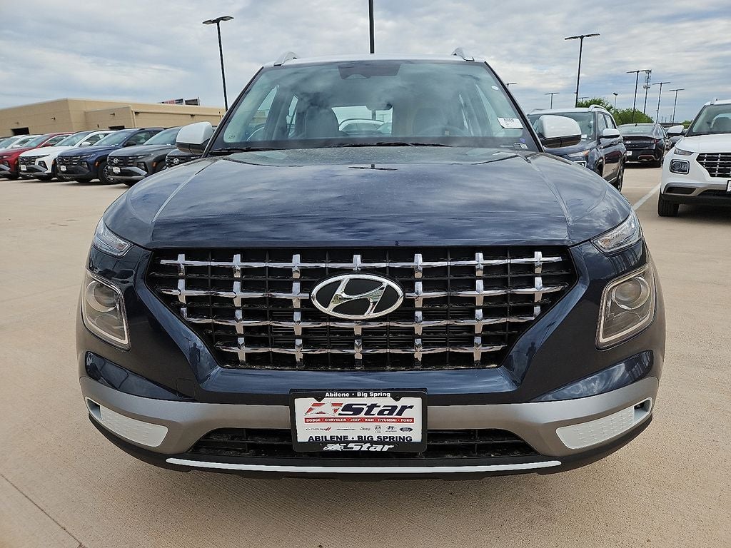 2026 Hyundai VENUE SEL W/Two-Tone Roof