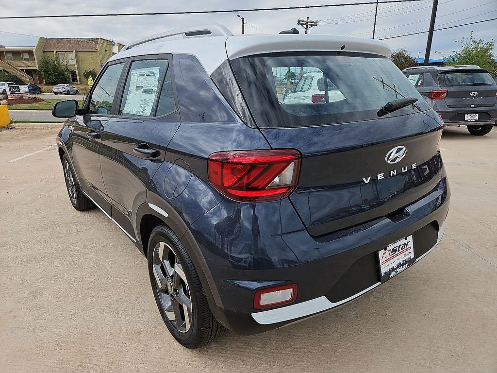 2026 Hyundai VENUE SEL W/Two-Tone Roof