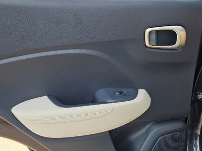 2026 Hyundai VENUE SEL W/Two-Tone Roof