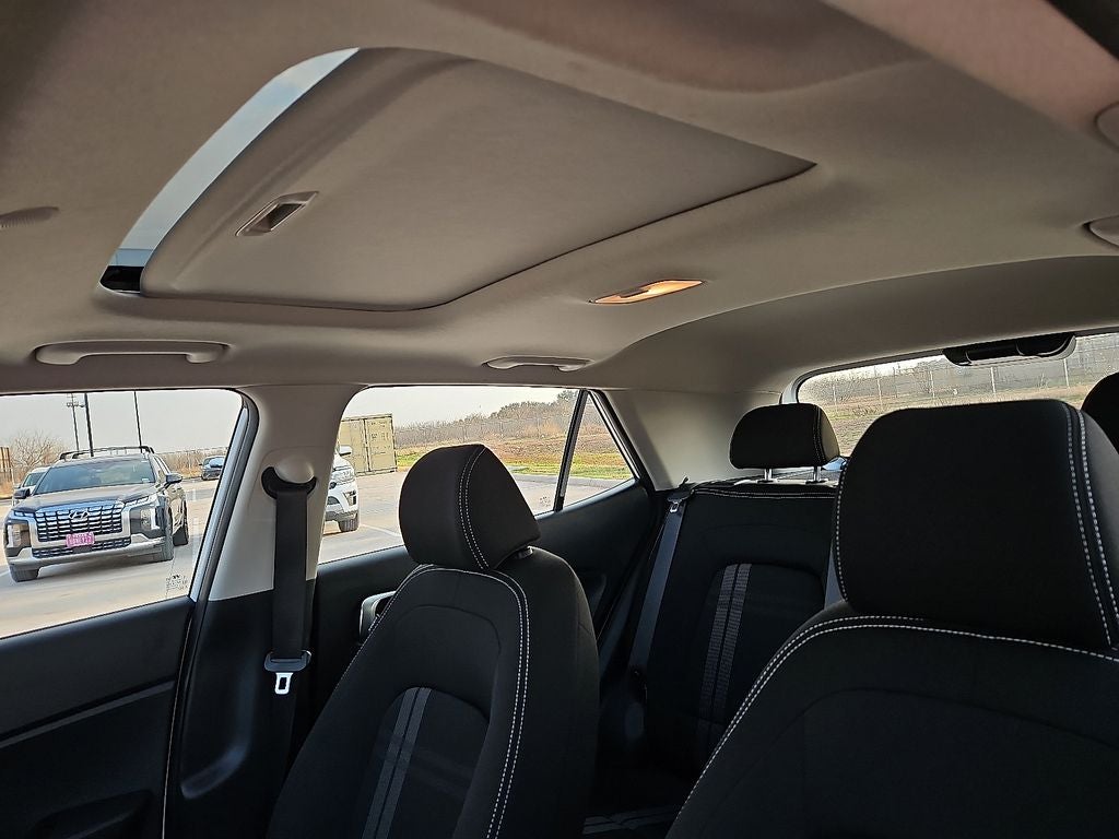 2023 Hyundai VENUE SEL