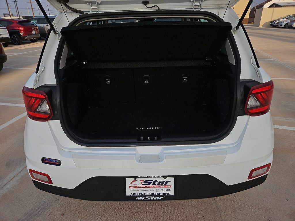 2023 Hyundai VENUE SEL