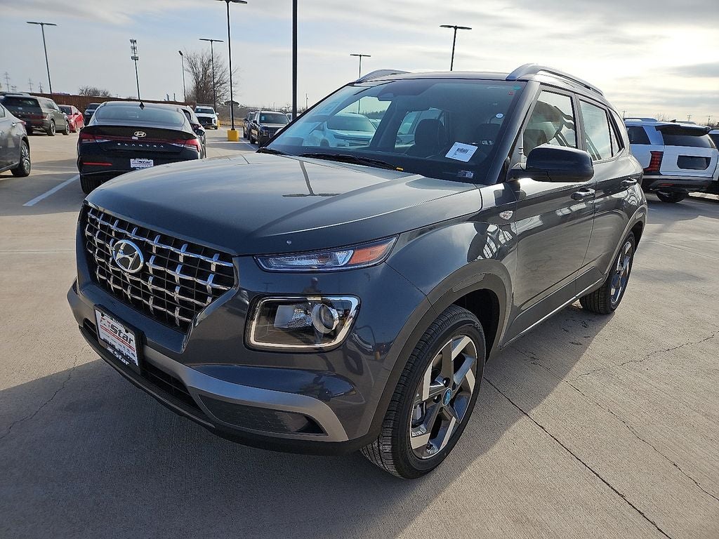 2026 Hyundai VENUE SEL W/Two-Tone Roof