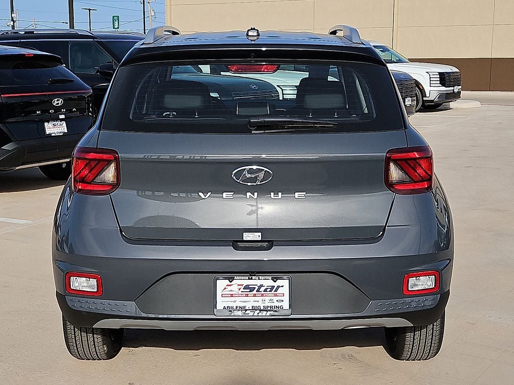 2026 Hyundai VENUE SEL W/Two-Tone Roof