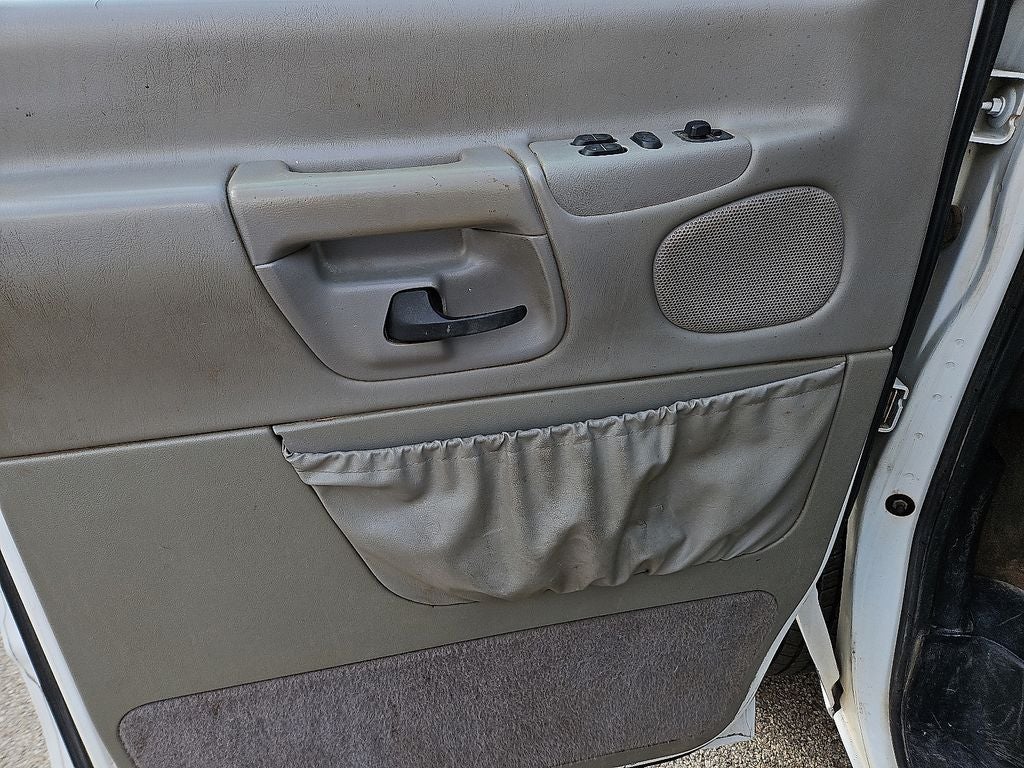 1999 Ford E-250 Commercial