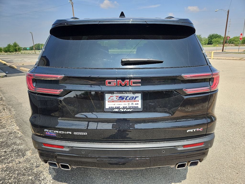 2025 GMC Acadia AT4