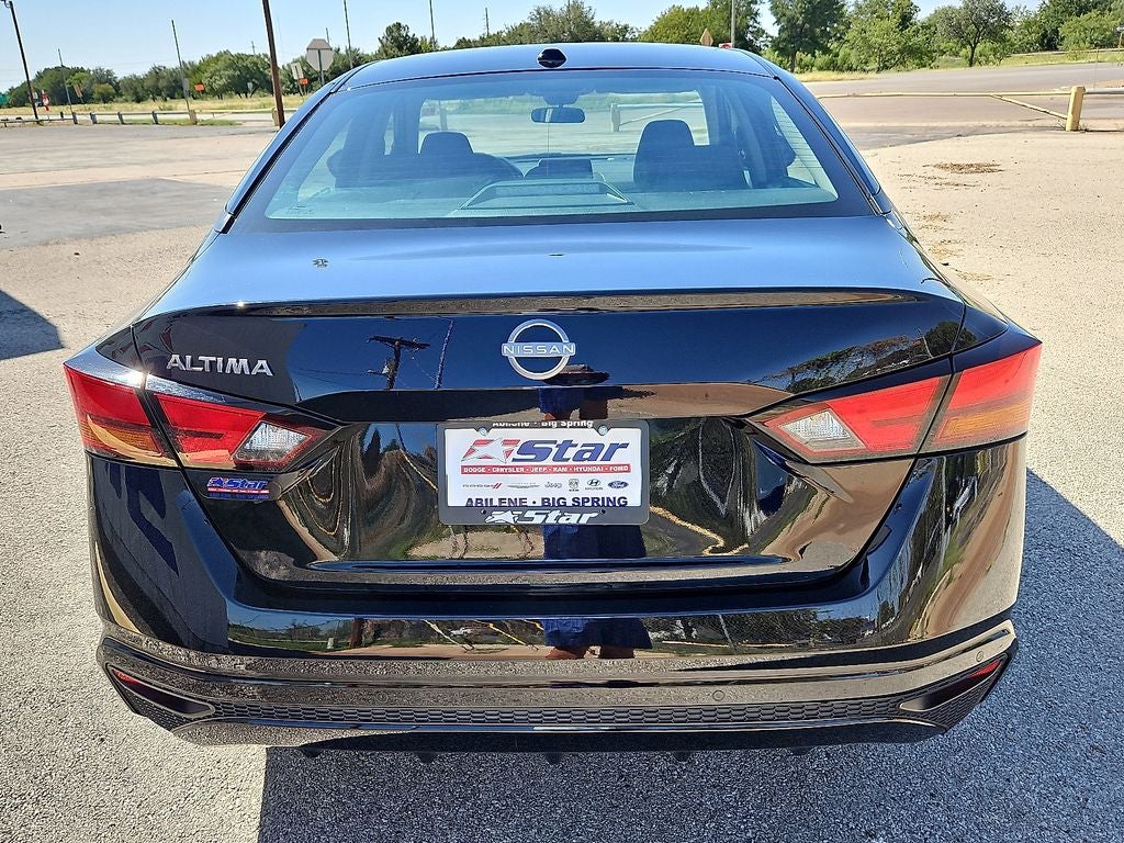 2025 Nissan Altima 2.5 SV