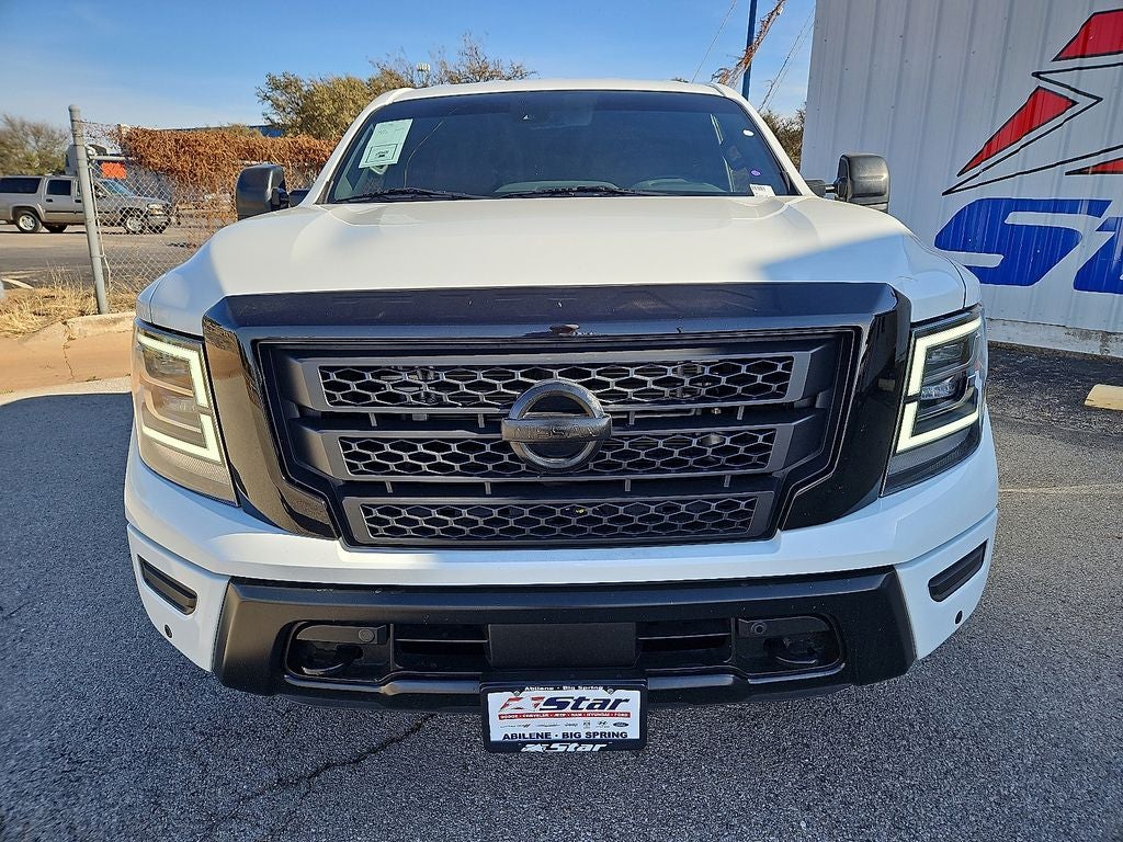 2024 Nissan Titan SV