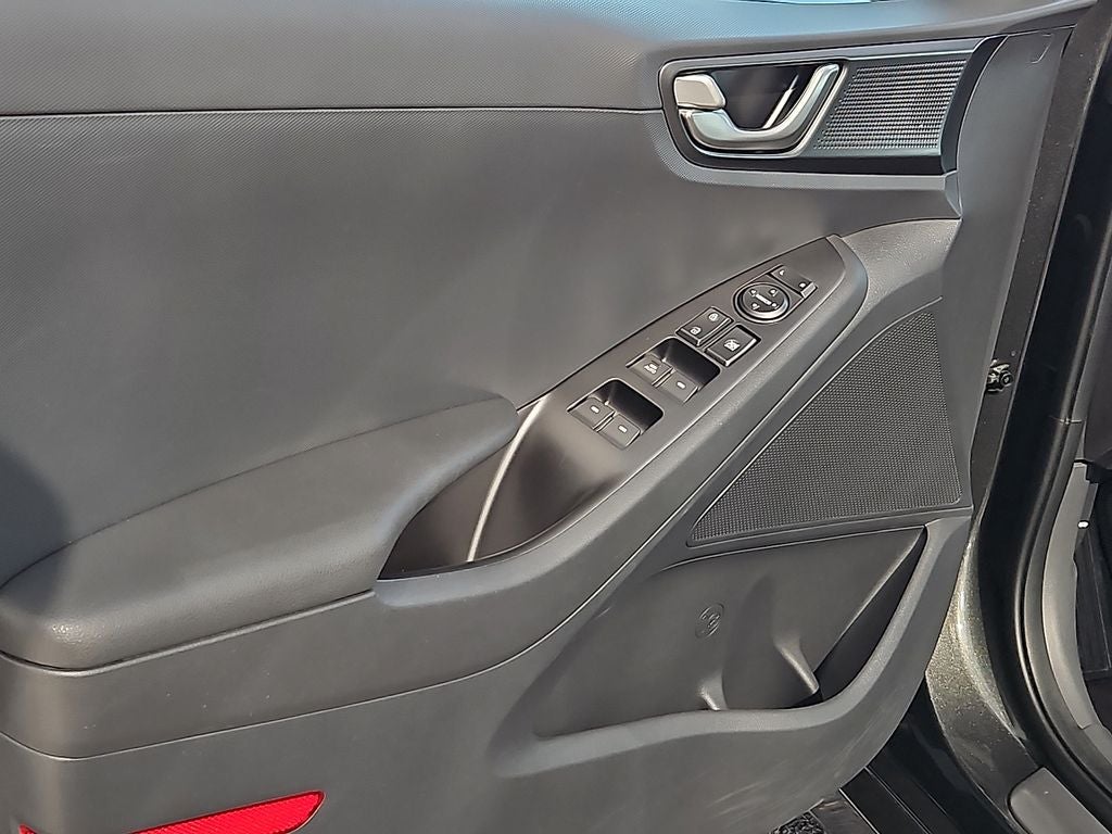 2021 Hyundai IONIQ HYBRID SE