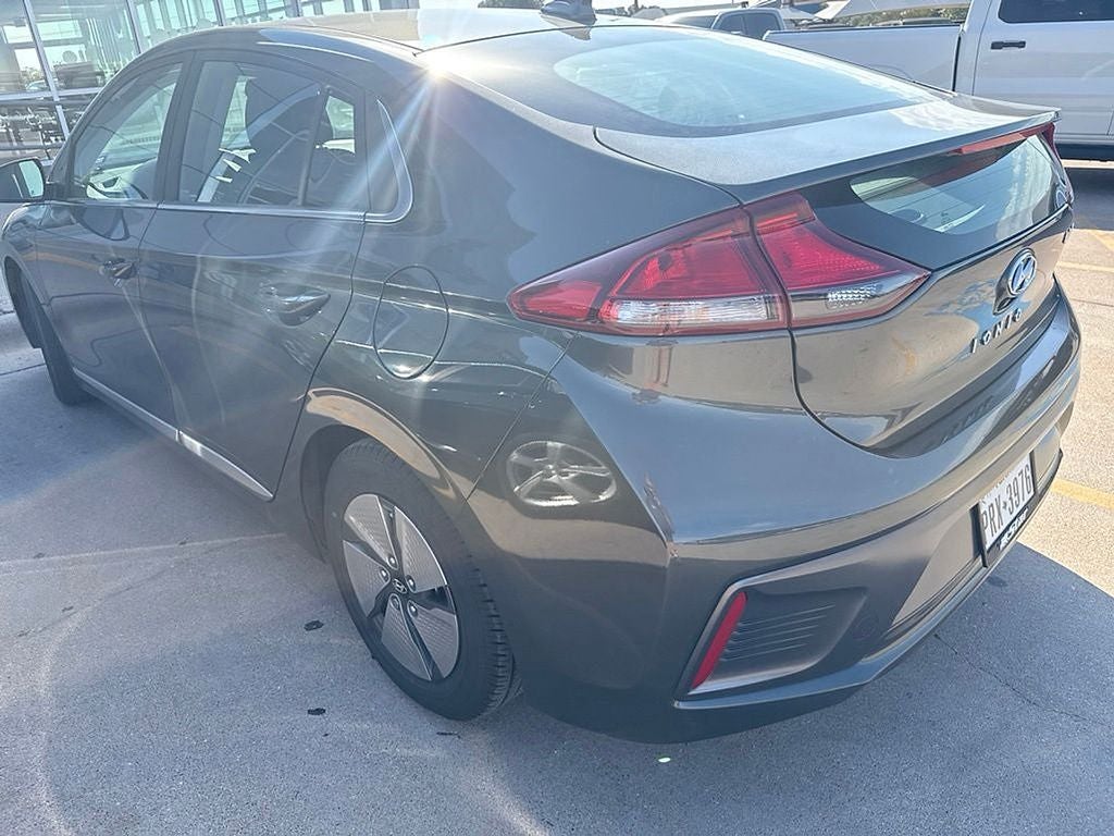 2021 Hyundai IONIQ HYBRID SE