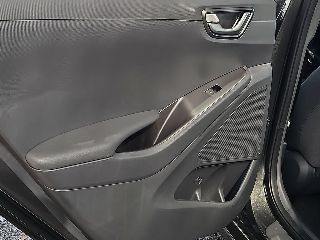 2021 Hyundai IONIQ HYBRID SE